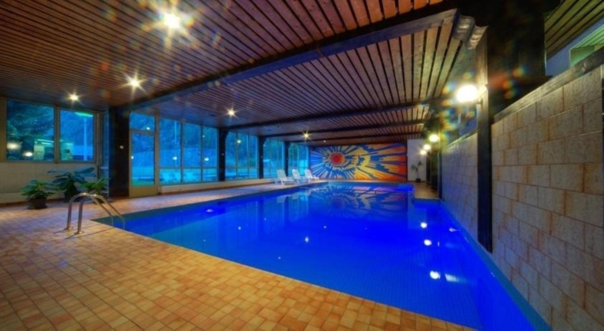 Moderne Dachwohnung Naehe Zermatt Mit Balkon Täsch Extérieur photo