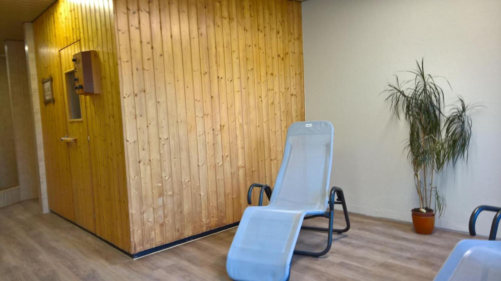 Moderne Dachwohnung Naehe Zermatt Mit Balkon Täsch Extérieur photo